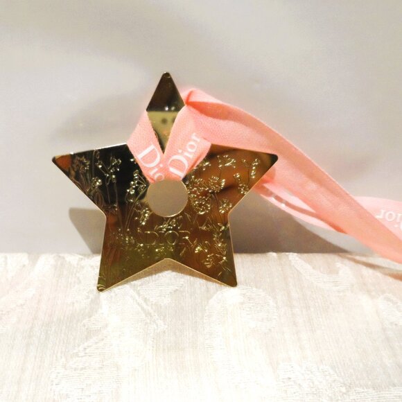 Dior Engraved Metal Gold Star  Ornament - NEW - Picture 2 of 6